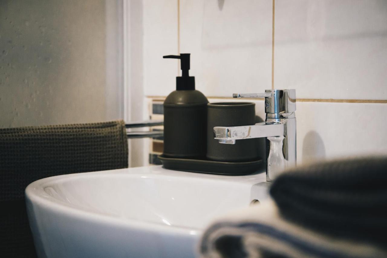 Studio77 Apartman Appartement Sopron Buitenkant foto